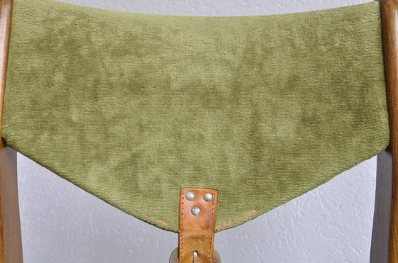 Image 1 of Midcentury eetkamerstoel met groen fluwelen bekleding