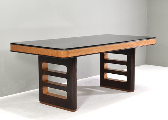 Image 1 of BORSANI Art-Deco eettafel / bureau in geburnd hout / walnoot en glas - Italië, circa 1950