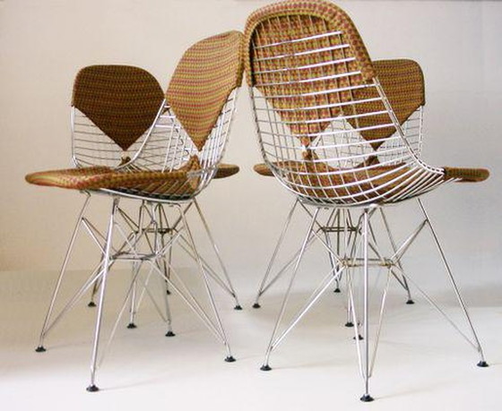 Image 1 of DKR stoel