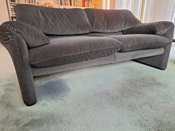 Image 1 of 2x Cassina Maralunga 675 banken