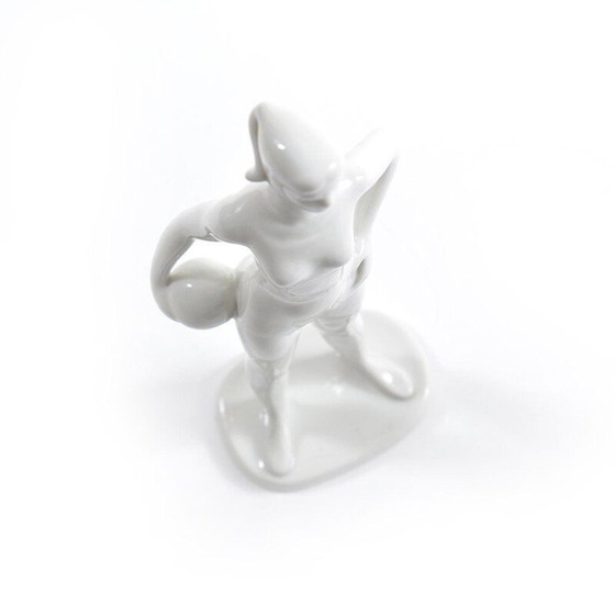 Image 1 of Vintage wit porseleinen vrouwenbeeld, Tsjecho-Slowakije 1960