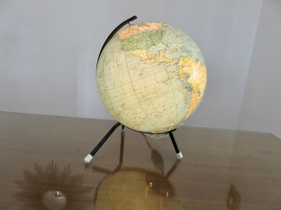 Image 1 of Lichtgevende Tarid Bol, Frankrijk, 1967