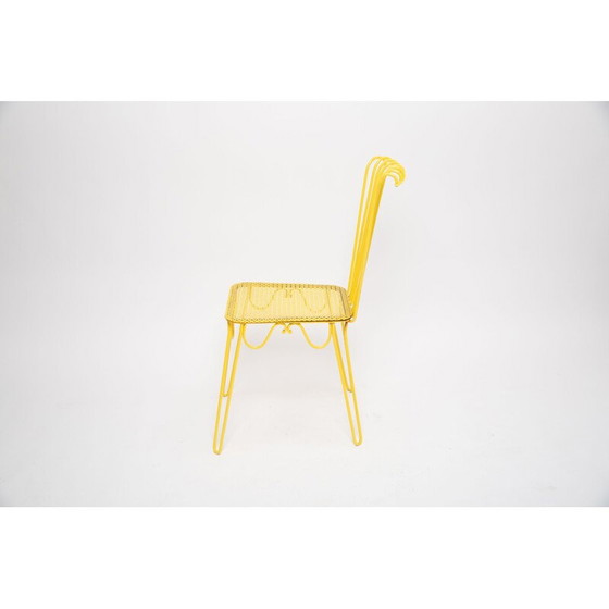 Image 1 of Set van 4 vintage gele smeedijzeren stoelen van Matthieu Mattegot