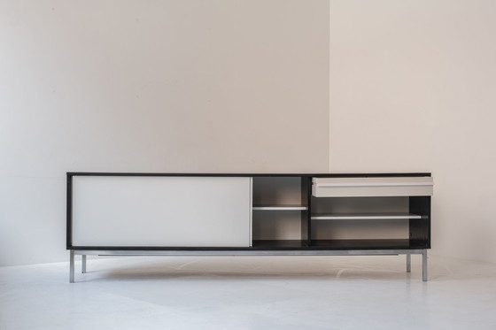 Image 1 of Modernistisch KW85 dressoir van Martin Visser voor ‘t Spectrum, Nederland 1965. 