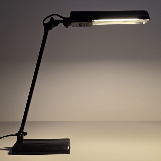 Image 1 of Vintage Lival Poco Modernistische Verstelbare Bureaulamp - Finland, 1980S.