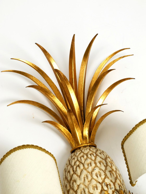 Image 1 of Grote vergulde ananas Florentijnse wandlamp uit 1970 van metaal en keramiek van Charles Maison Jansen