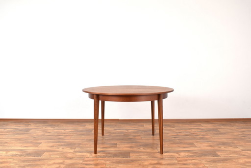 Mid Century Deense Teakhouten uitschuifbare eettafel, 1960S.