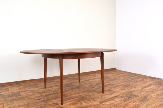 Image 1 of Mid Century Deense Teakhouten uitschuifbare eettafel, 1960S.