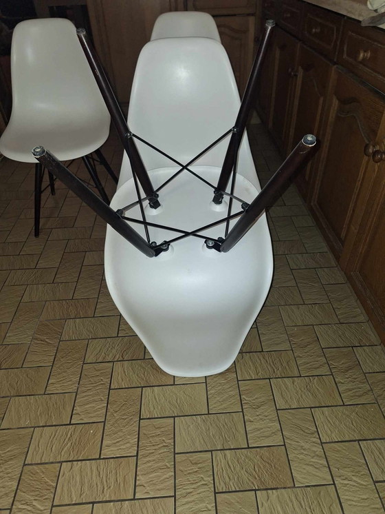 Image 1 of 4 Witte Herman Miller Eames Shell Chair Replica'S 