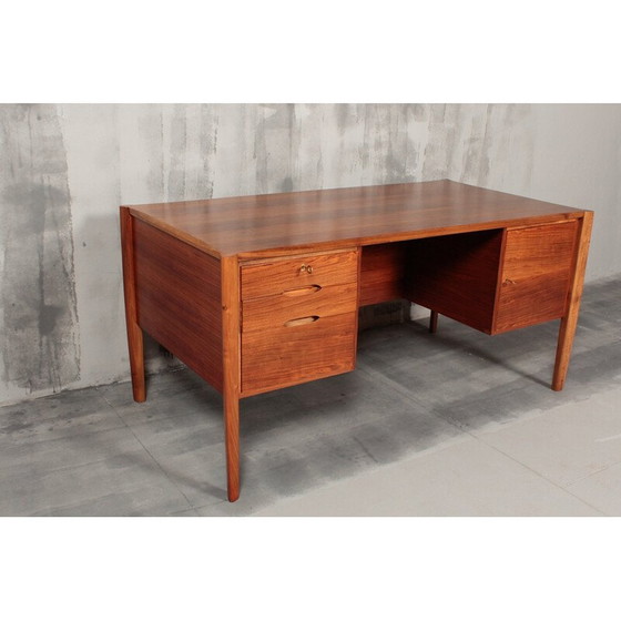 Image 1 of Vintage notenhouten bureau van Wilhelm Renz, 1960