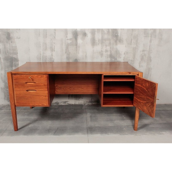 Image 1 of Vintage notenhouten bureau van Wilhelm Renz, 1960