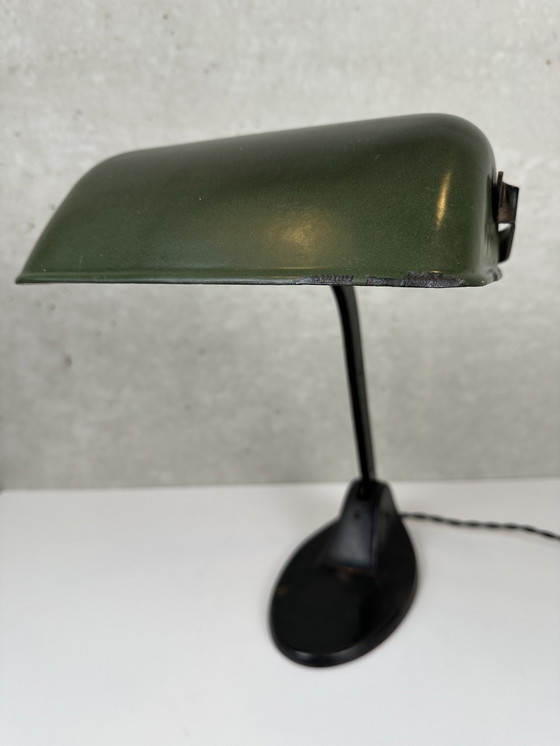 Image 1 of Art deco Viktoria notarislamp / bankerslamp emaille