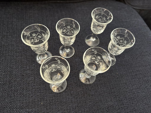 6x Vintage glaasjes van geslepen