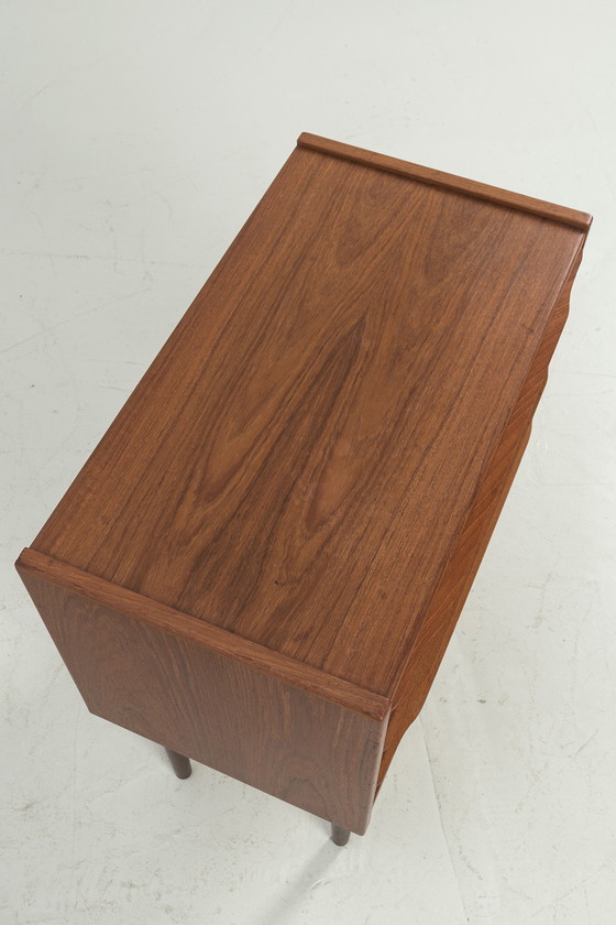 Image 1 of Kleine vintage teak commode