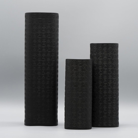 Image 1 of Cuno Fischer Rosenthal Studio-Linie Matte Porcelaine Noire Vaas Trio 30+22+18 Cm