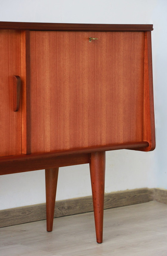 Image 1 of Vintage teakhouten dressoir van Gaston Poisson, Frankrijk 1960