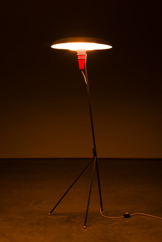 Image 1 of Louis Kalff 'NX38' Vloerlamp voor Philips - jaren 50