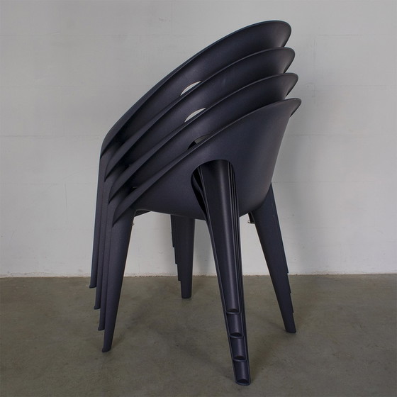 Image 1 of 4 x Magi Bell chair design Konstantin Grcic