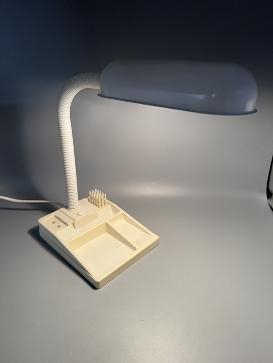 Image 1 of Bureaulamp E-Lite Met Buigarm En Paperclip Bakje In De Voet, Ca. 1970