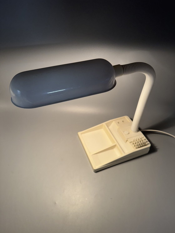Image 1 of Bureaulamp E-Lite Met Buigarm En Paperclip Bakje In De Voet, Ca. 1970