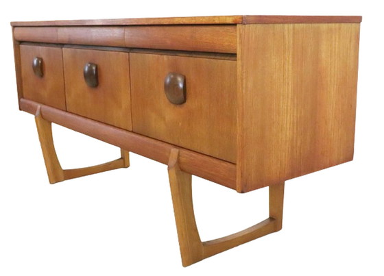 Image 1 of Elliots of Newbury sideboard 'Mitcheldean' vintage