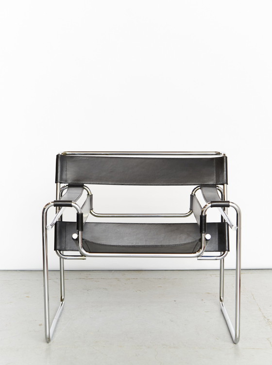 Image 1 of  Marcel Breuer clubfauteuil B3 "Wassily Stoel" Voor Gavina