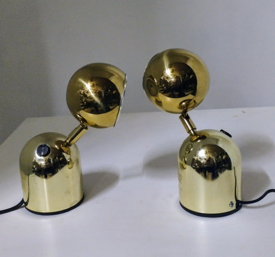 Image 1 of Eye Ball Lamp