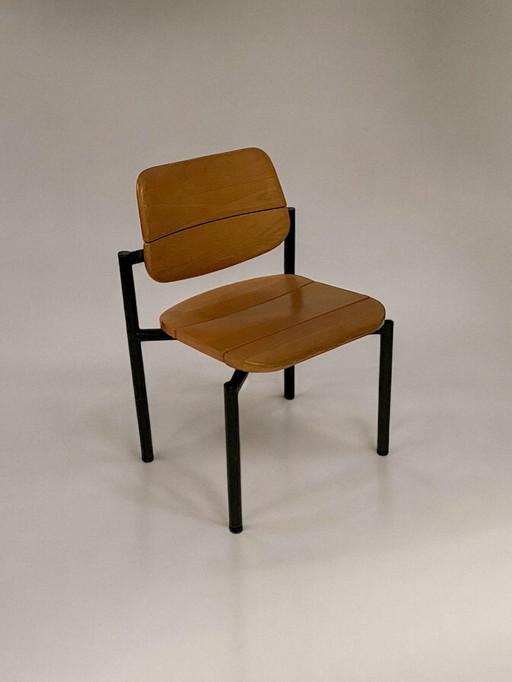 Martin Stoll - Suite van vier stoelen van beukenhout en zwart metaal - C. 1980 - Duitsland - C. 1980