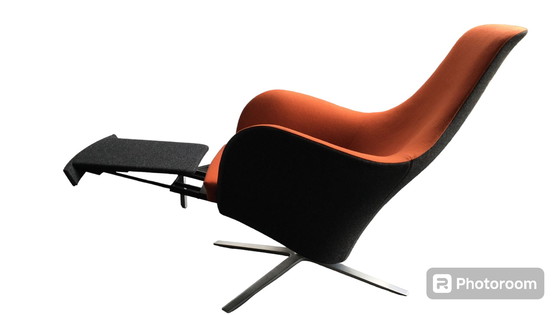 Image 1 of Montis Marvin fauteuil met uitschuifbare voetensteun