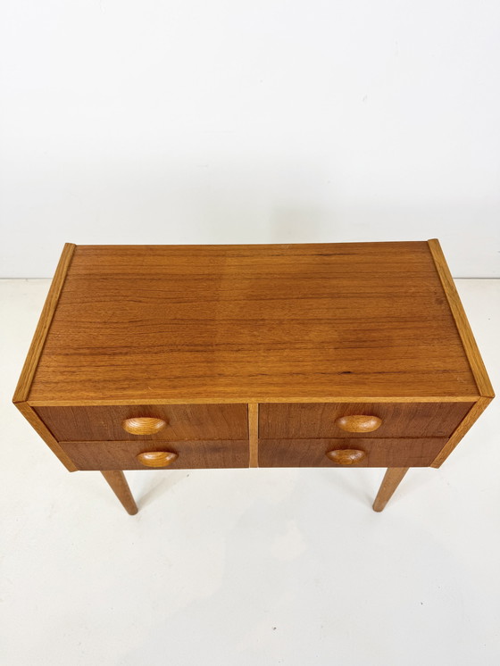 Image 1 of Vintage Teak Nachtkastje / Bijzetkastje