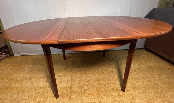 Image 1 of Mid Century Retro Vintage Teak Ronde Uitschuifbare Eettafel Door Mcintosh 1960