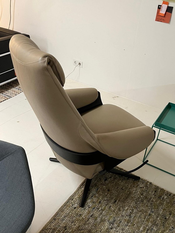 Image 1 of Leolux Crème Fauteuil Plus