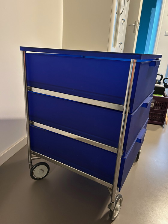 Image 1 of Kartell Mobil 3 Trolley Kobaltblauw