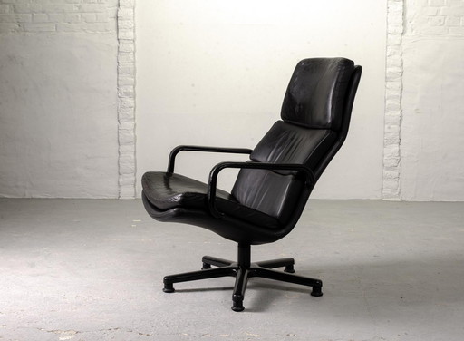 Artifort Dutch Design zwart lederen draaifauteuil, F-serie