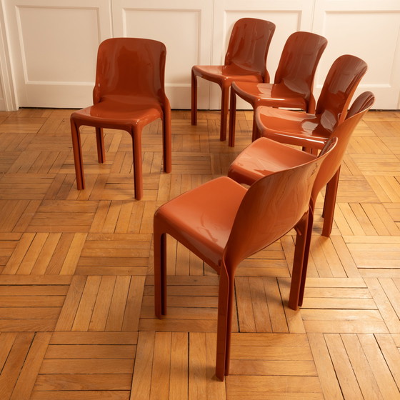 Image 1 of 6 Vico Magistretti stoelen - Italië 70S