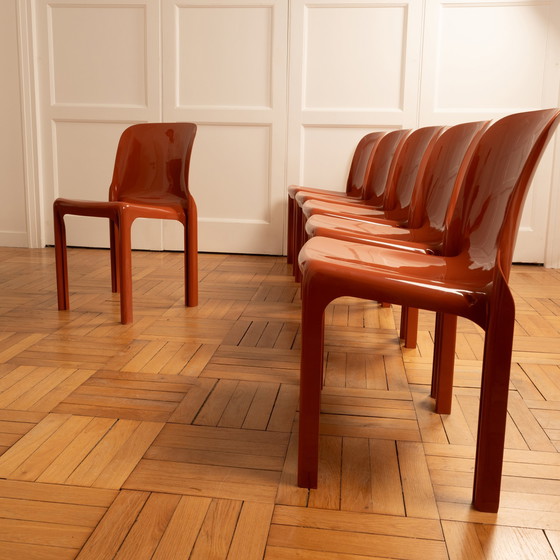 Image 1 of 6 Vico Magistretti stoelen - Italië 70S