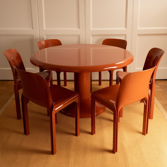 Image 1 of 6 Vico Magistretti stoelen - Italië 70S