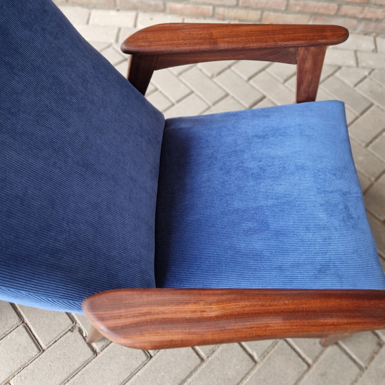 Image 1 of Set Van 2  Vintage Easychair Nieuw Bekleed