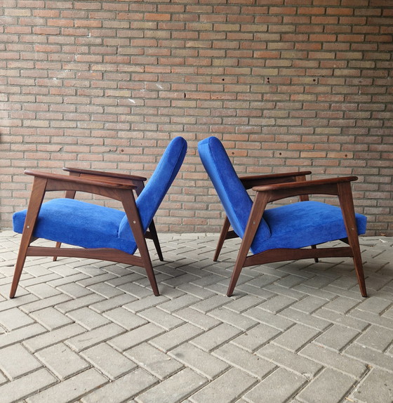 Image 1 of Set Van 2  Vintage Easychair Nieuw Bekleed