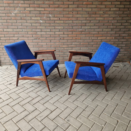 Image 1 of Set Van 2  Vintage Easychair Nieuw Bekleed