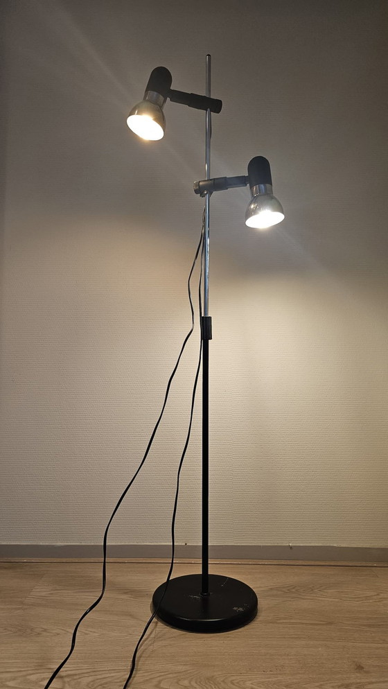 Image 1 of Retro vloerlamp met twee lampen