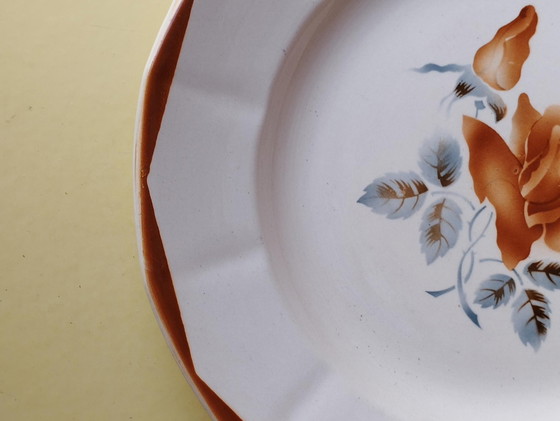 Image 1 of Digoin Sarreguemines-Kunst van de Tafel-Antiek Servies-Deel van vorm-Serveerbord-Zeer groot bord-Roze - D : 31 Cm