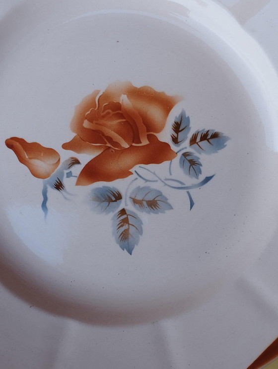 Image 1 of Digoin Sarreguemines-Kunst van de Tafel-Antiek Servies-Deel van vorm-Serveerbord-Zeer groot bord-Roze - D : 31 Cm