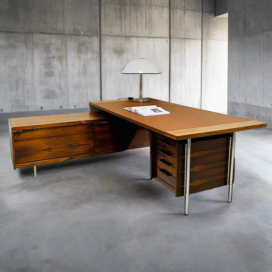 Image 1 of Mid Century Sven Ivar Dysthe voor Dokka Mobler directiebureau hoek Rosewood 1960