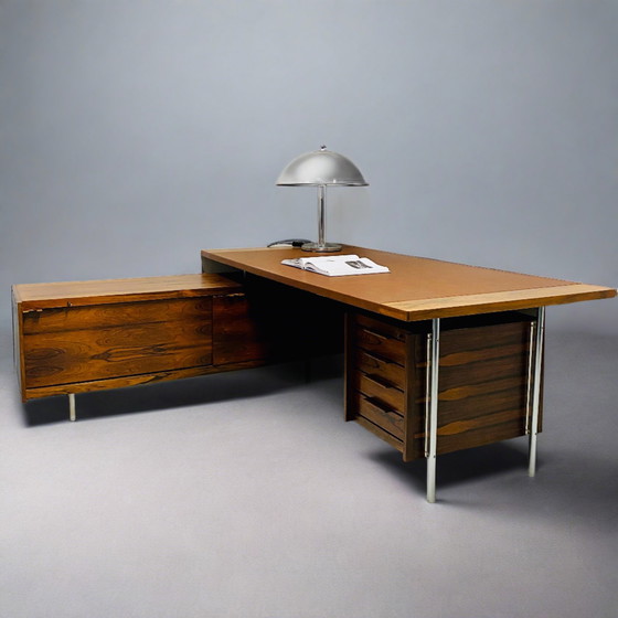 Image 1 of Mid-Century  Sven Ivar Dysthe voor Dokka Mobler directie hoekbureau Palissander 1960