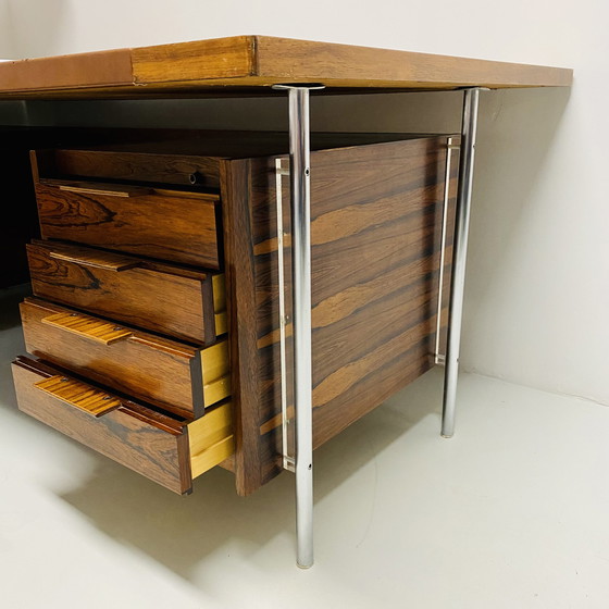 Image 1 of Mid-Century  Sven Ivar Dysthe voor Dokka Mobler directie hoekbureau Palissander 1960