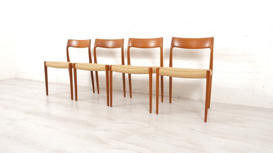 Image 1 of 4 X Vintage Eetkamerstoelen | Niels Otto Møller | Model 77