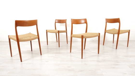 Image 1 of 4 X Vintage Eetkamerstoelen | Niels Otto Møller | Model 77