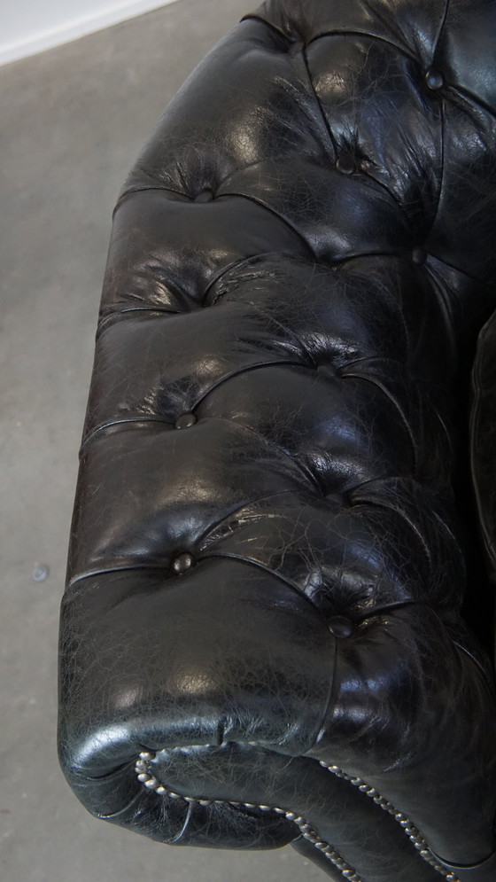 Image 1 of 2 X Zwarte Rundleren Chesterfield Fauteuil