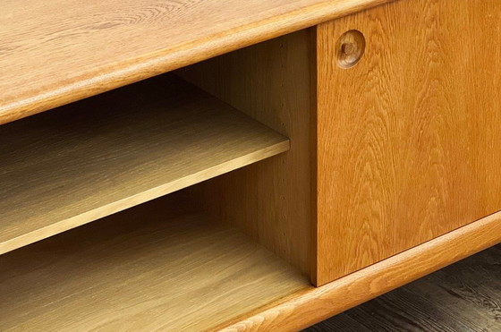 Image 1 of Dressoir